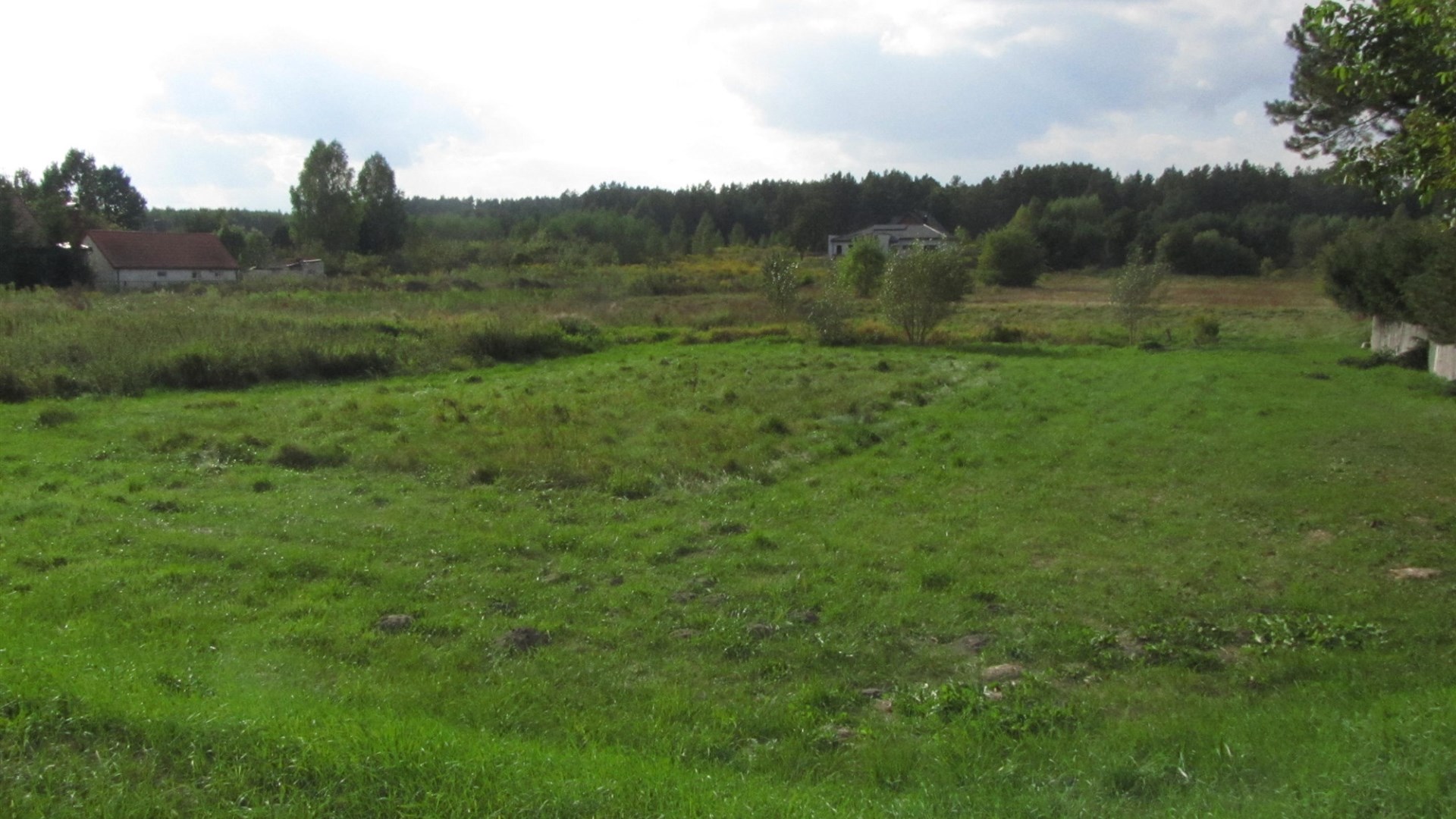 Działka na sprzedaż