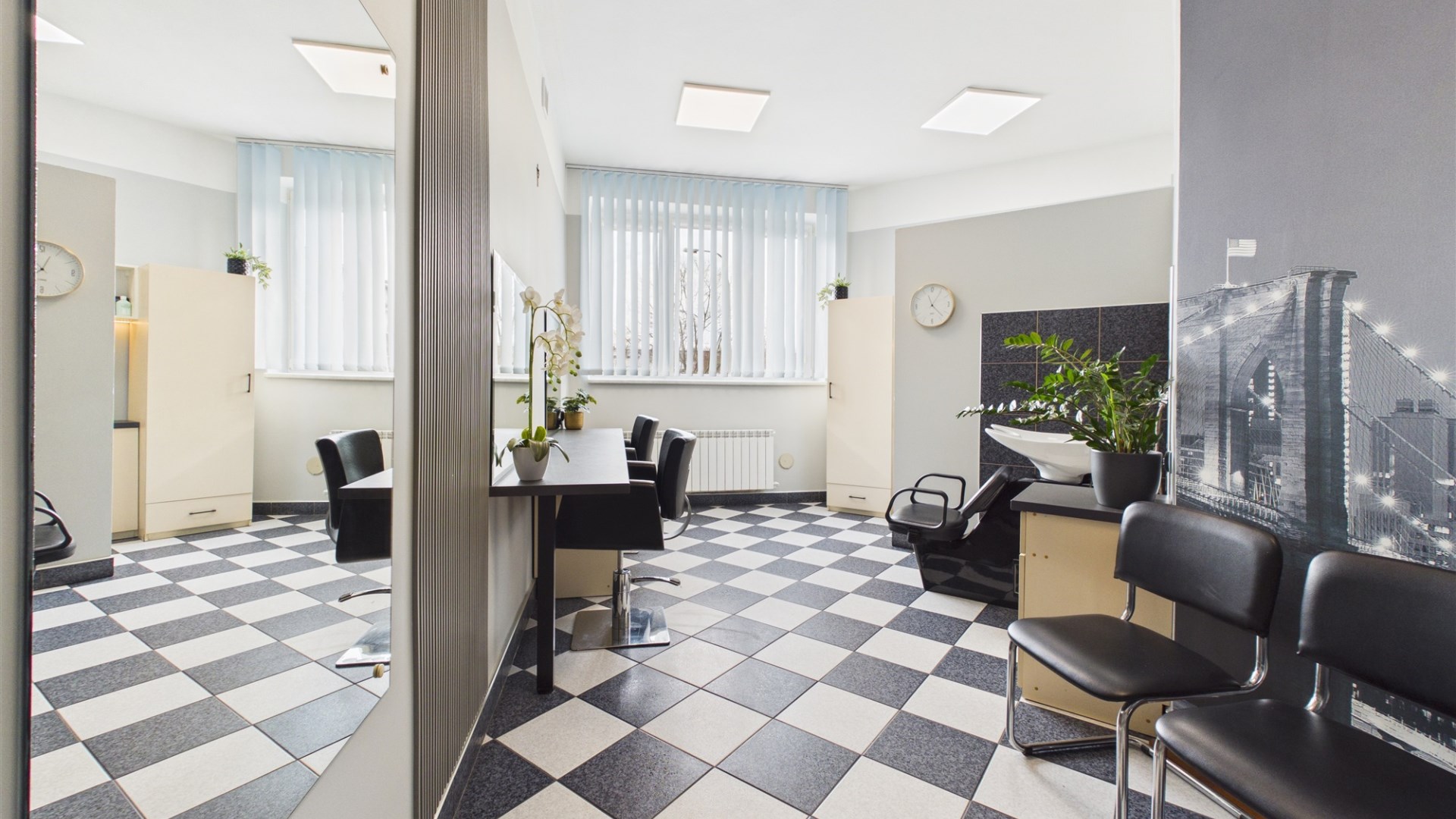 Lokal na sprzedaż